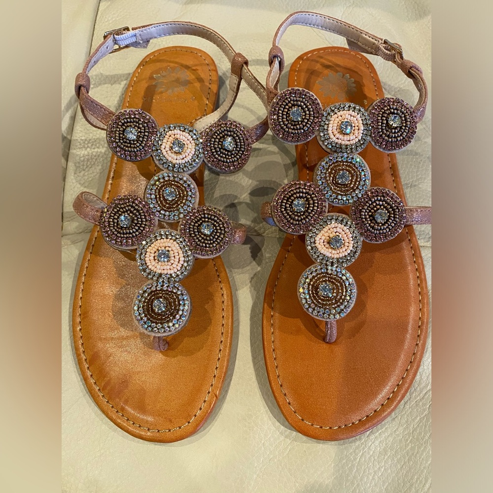 NEW IN BOX! Yellow Box Wendal Blush Rhinestone Bead Sandal. Size 6.5M